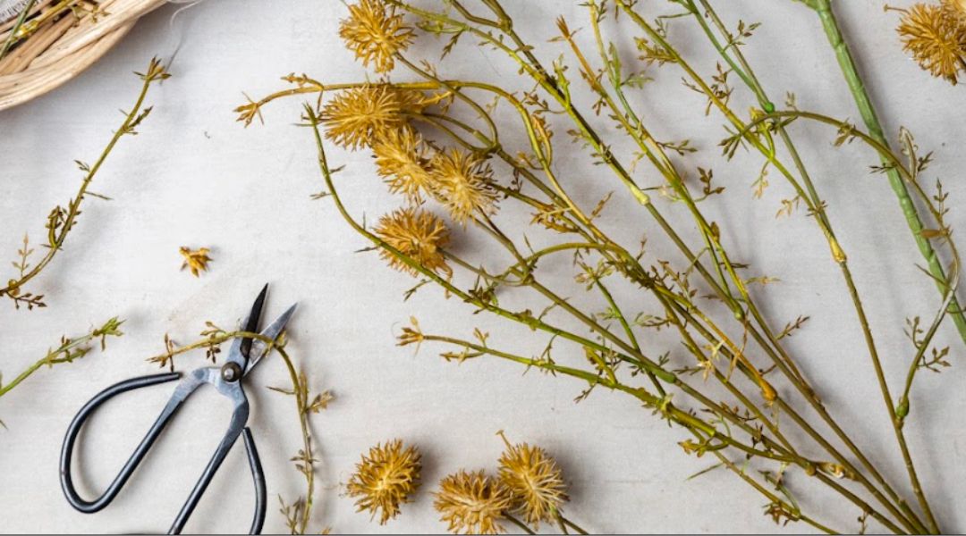 Faux Flowers Buying Guide