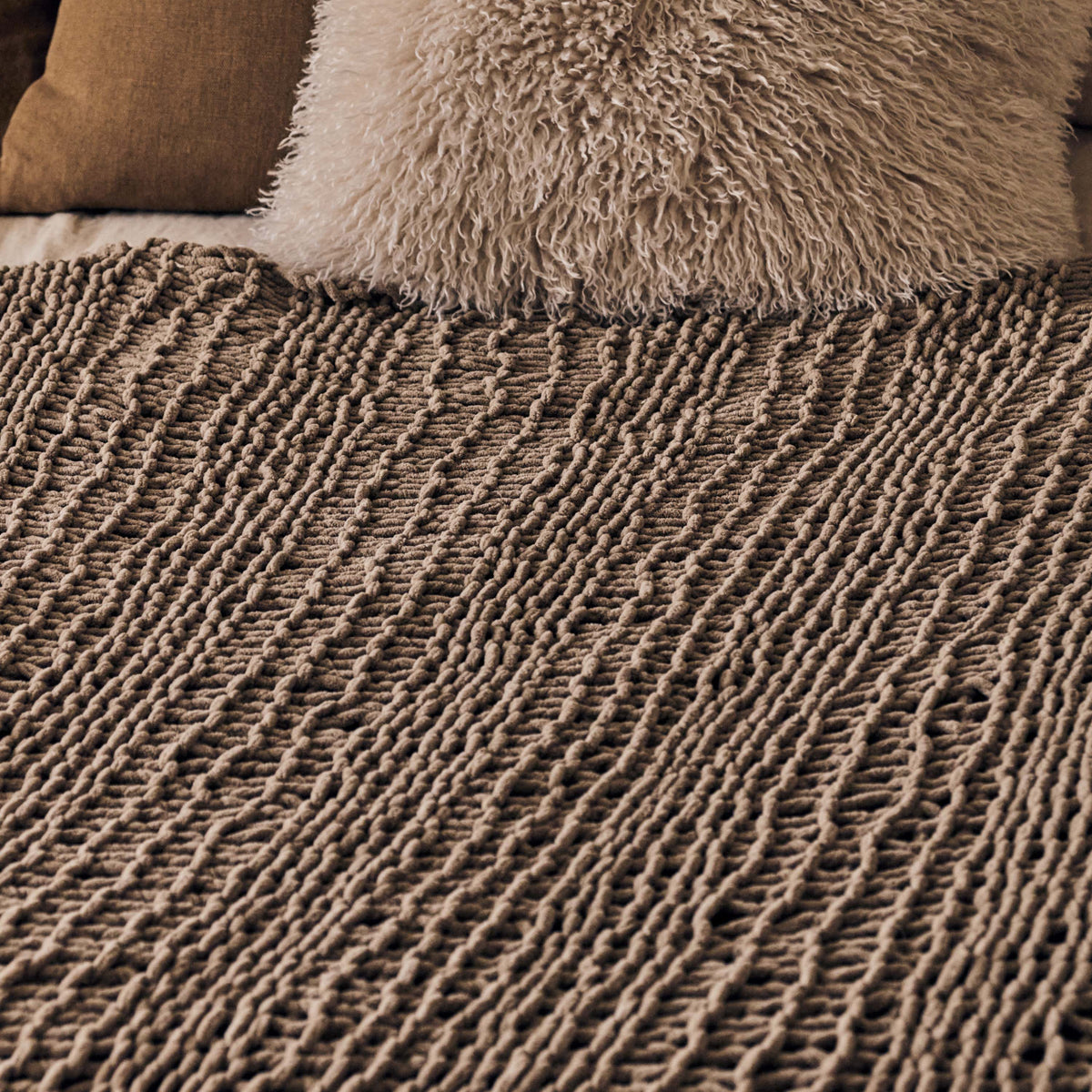 Thornton Knitted Throw, Taupe