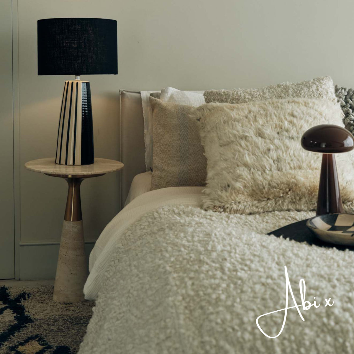 Tambo Ceramic Table Lamp