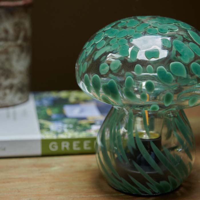 Clear and green patterned glass led lamp in a mushroom shape