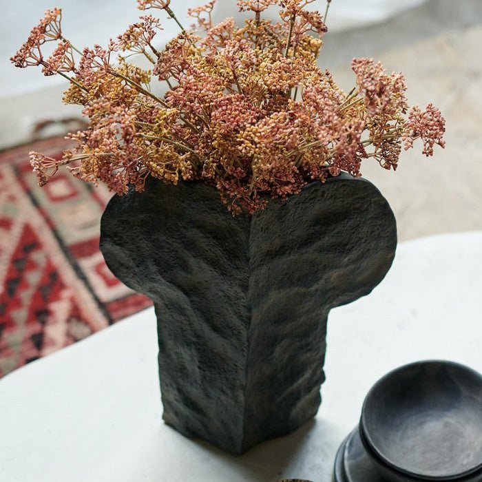 Yilan Vase