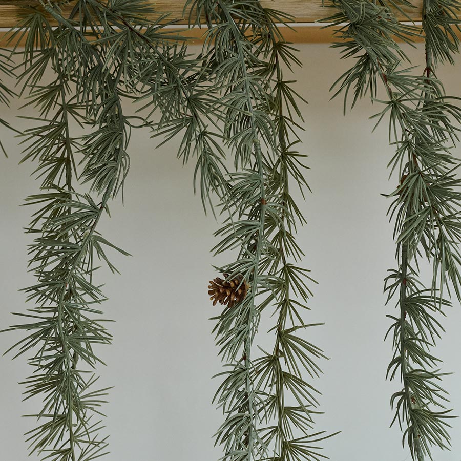 Artificial Pinecone Garland