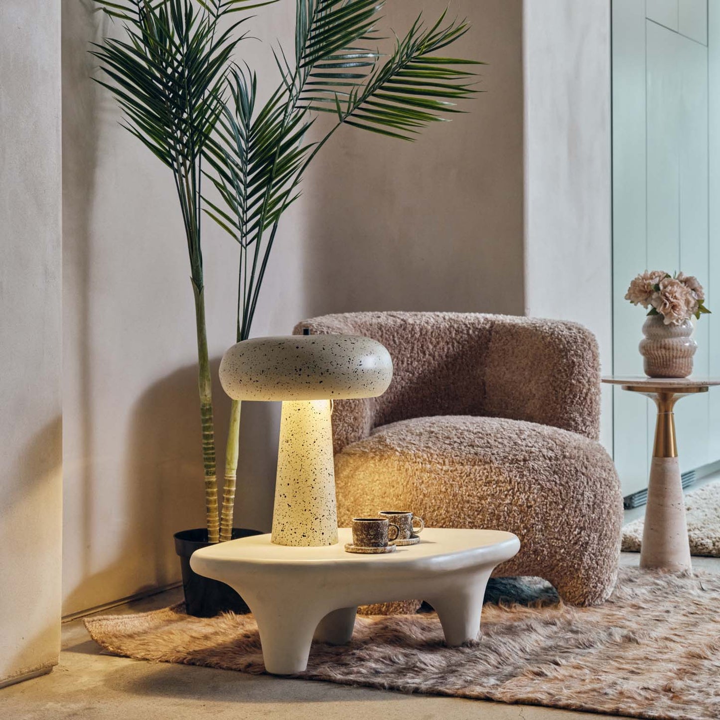 Alma Metal Table Lamp