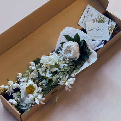 Burmarsh Artificial Bouquet