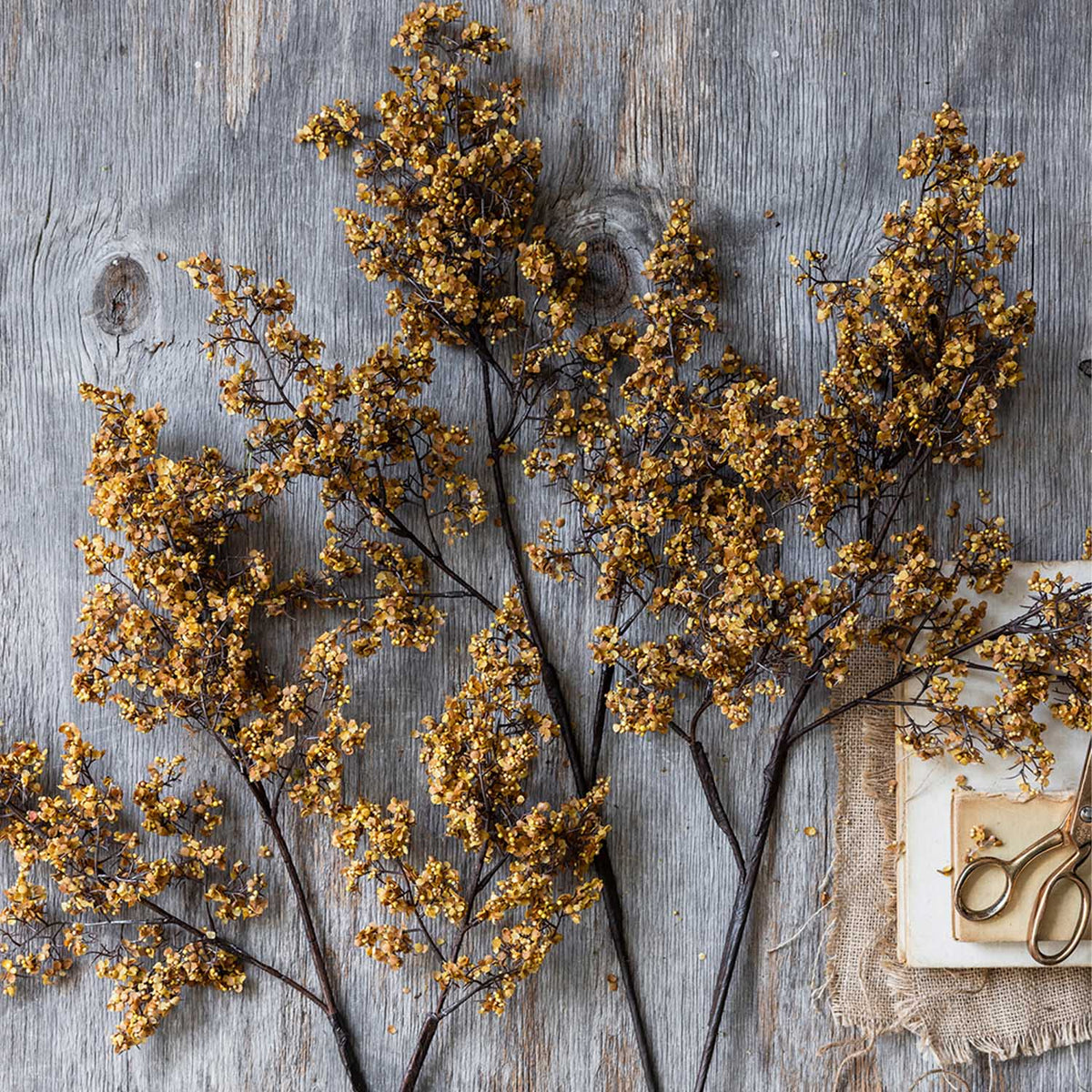 Artificial Sedge Winter Saffron