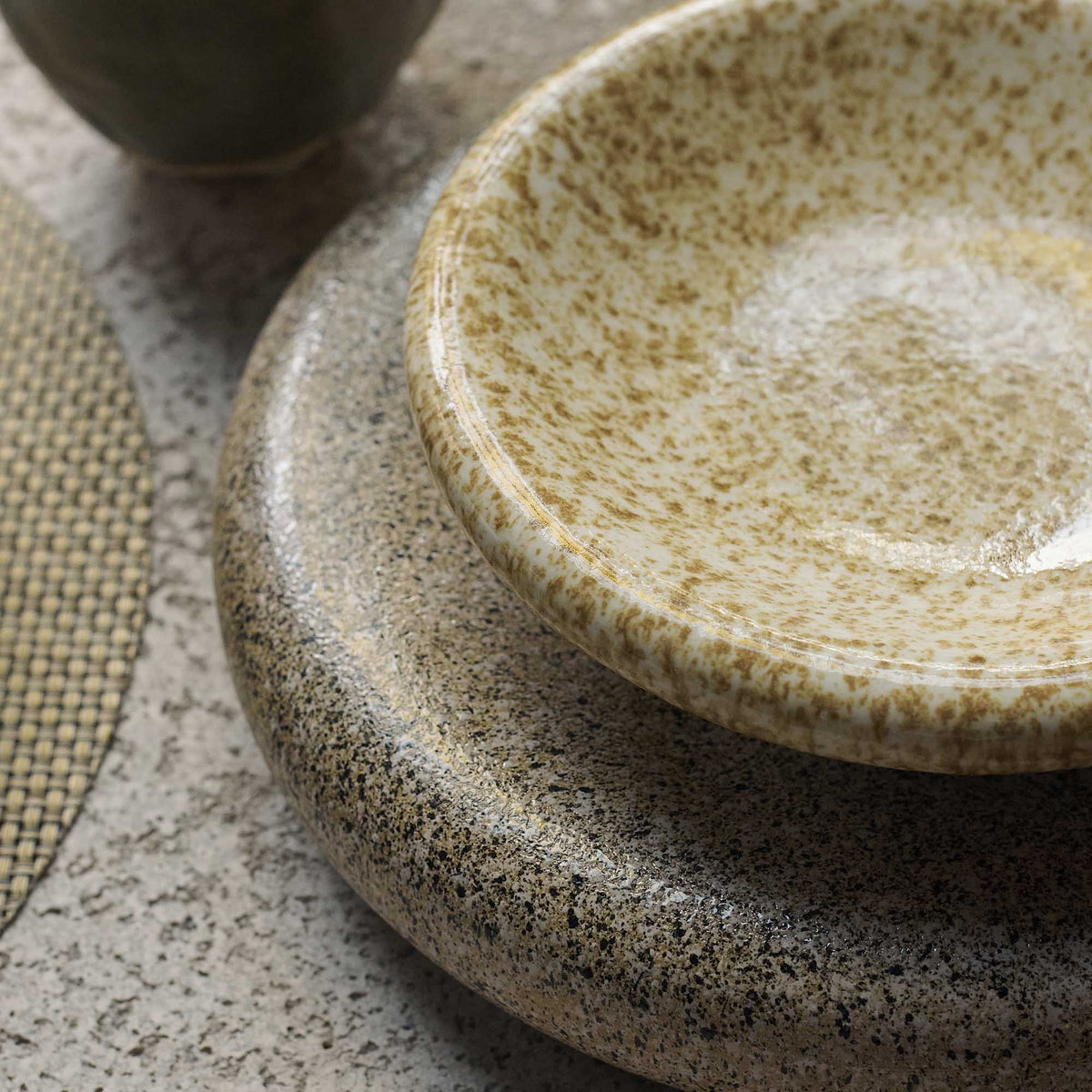 Aruna Plate, Granite
