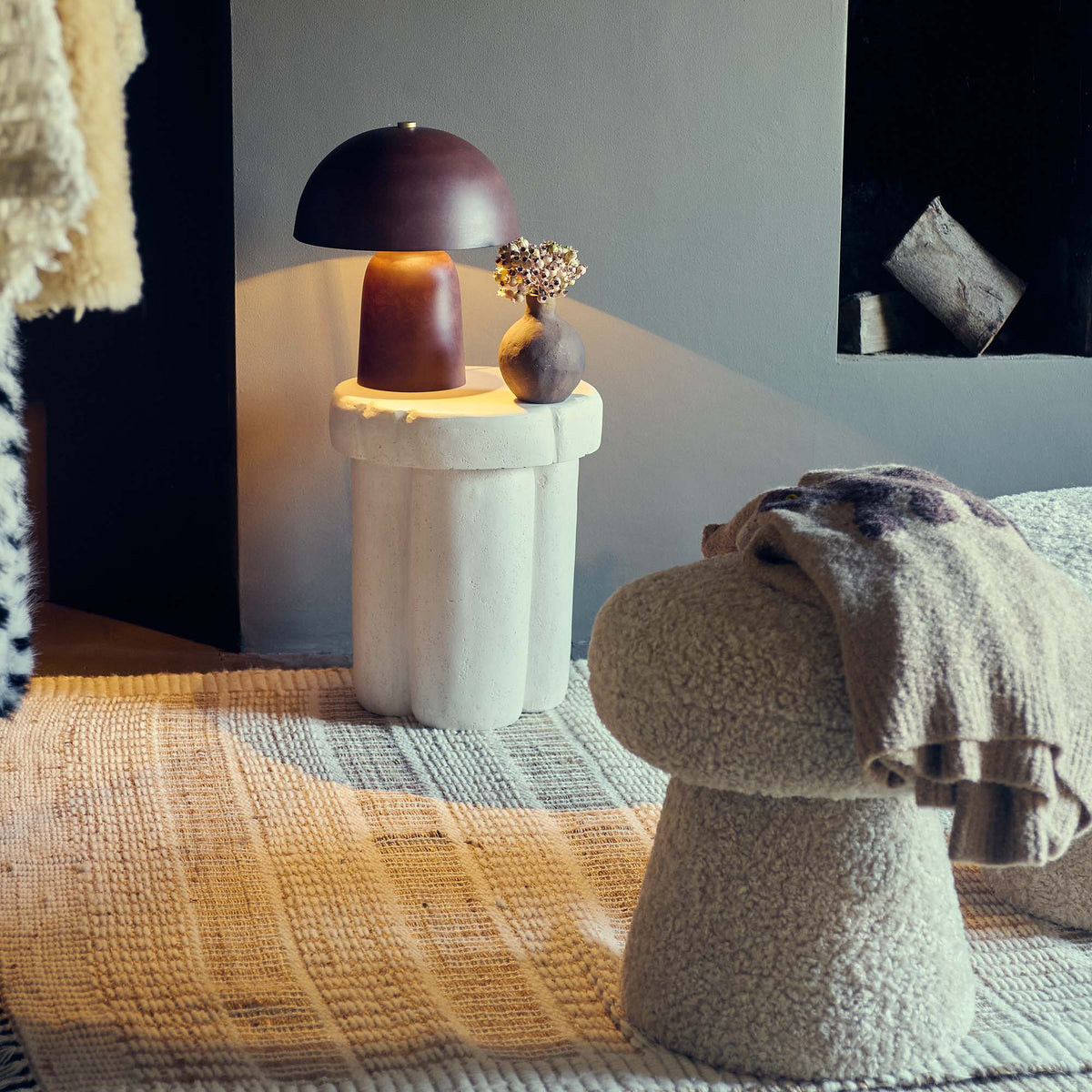 Terti Side Table